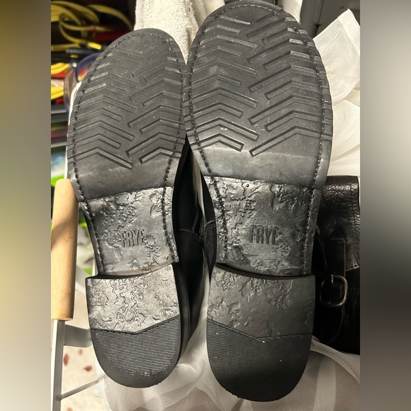 Frye Veronica leather boots - Like New! - Picture 14 of 15